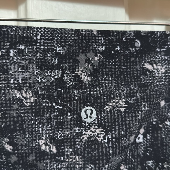 Lululemon Align Pant 25" in Black/Grey/White - Picture 5 of 8